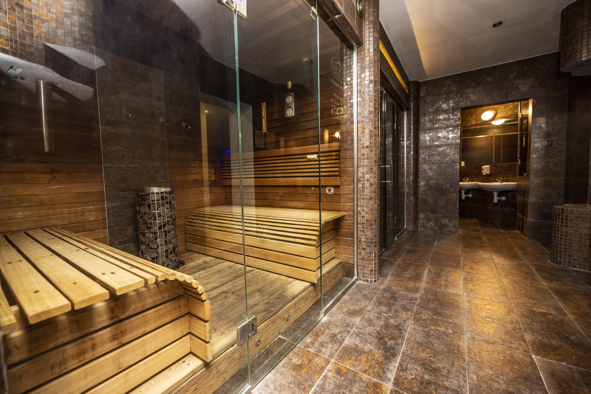 Sauna sucha - idealne miejsce do spędzania czasu podczas babskiego wypadu w góry